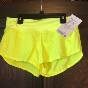 Lululemon speed up LR short 2.5 inch lined size 4